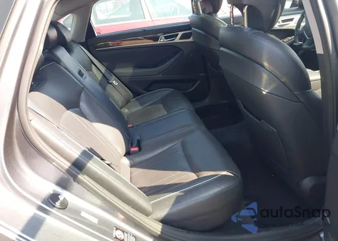 2015 Hyundai Genesis 3.8 from USA, damaged, VIN KMHGN4JE7FU068908